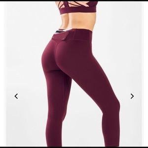 Burgundy Trinity High-Waisted Pocket Legging XS